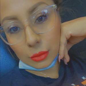 Meet your Posher, Fatima